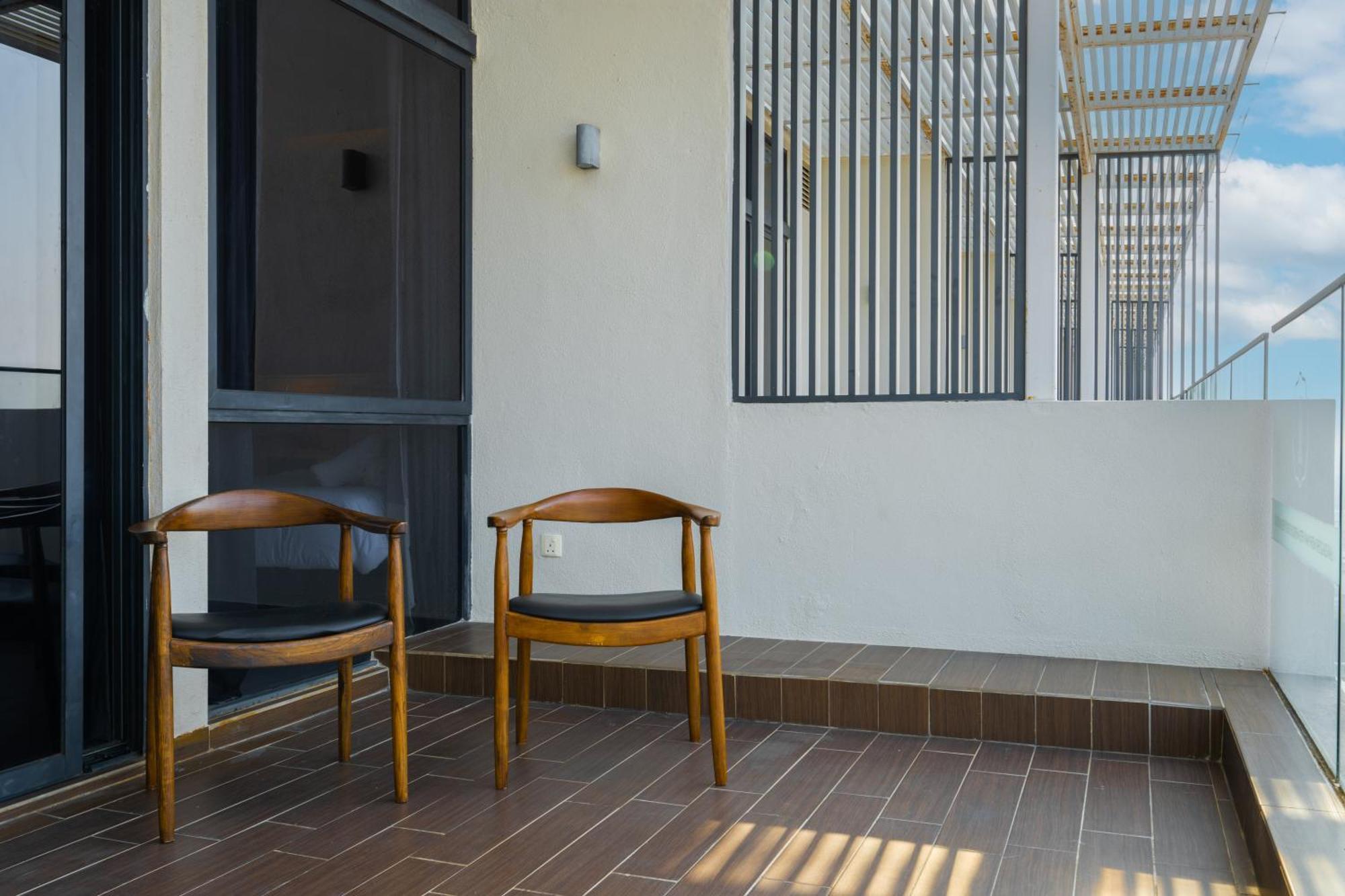 Greystone 99 Suites Malacca Exterior photo