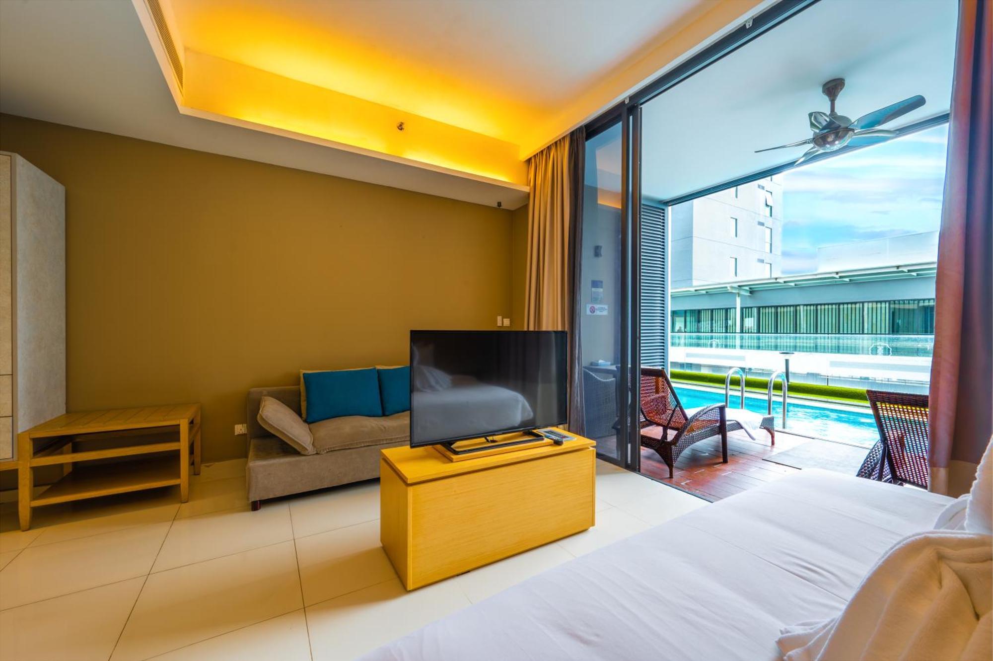 Greystone 99 Suites Malacca Exterior photo