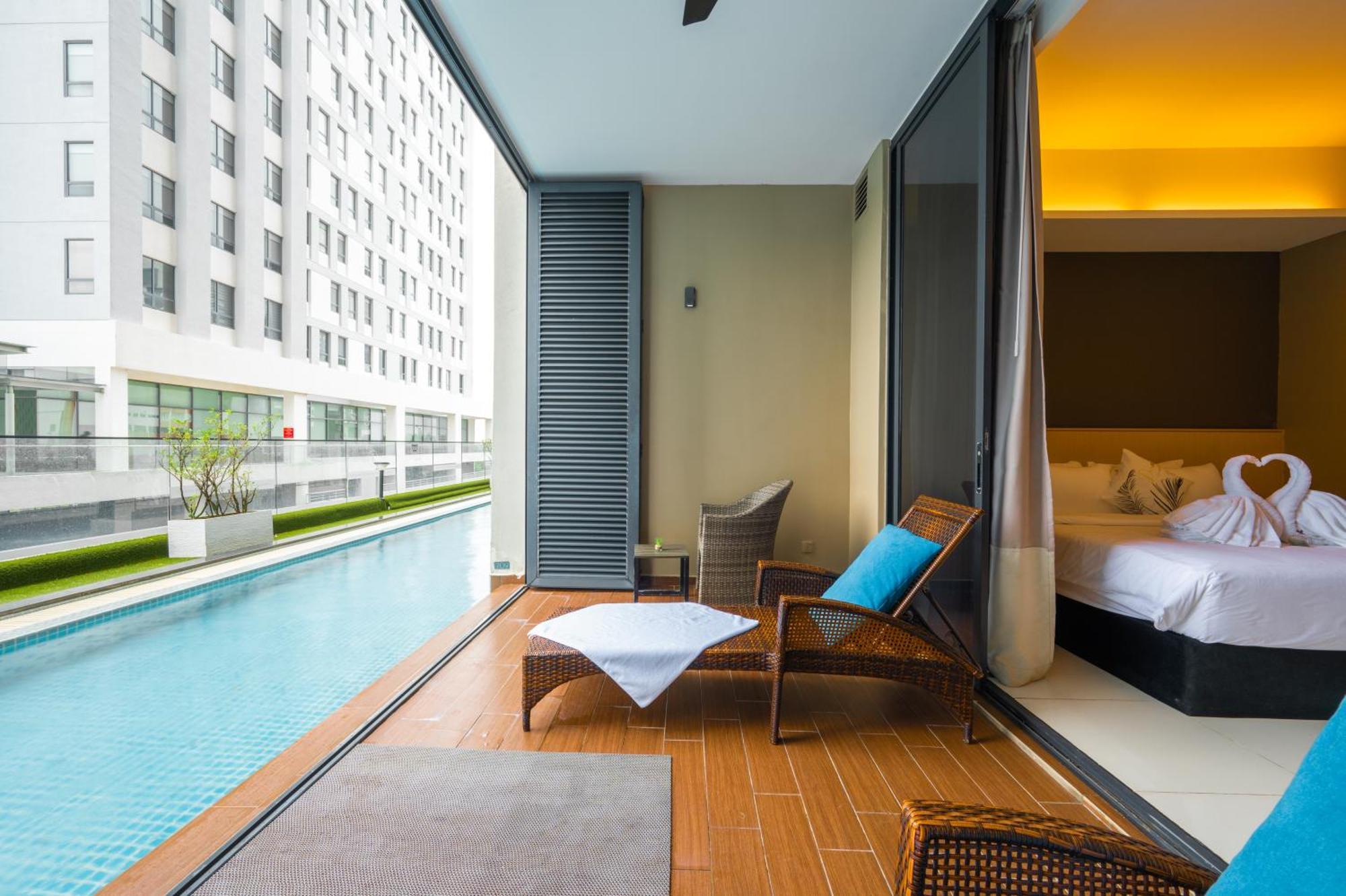Greystone 99 Suites Malacca Exterior photo