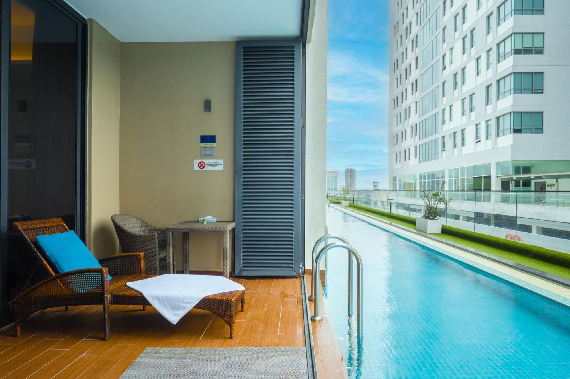 Greystone 99 Suites Malacca Exterior photo