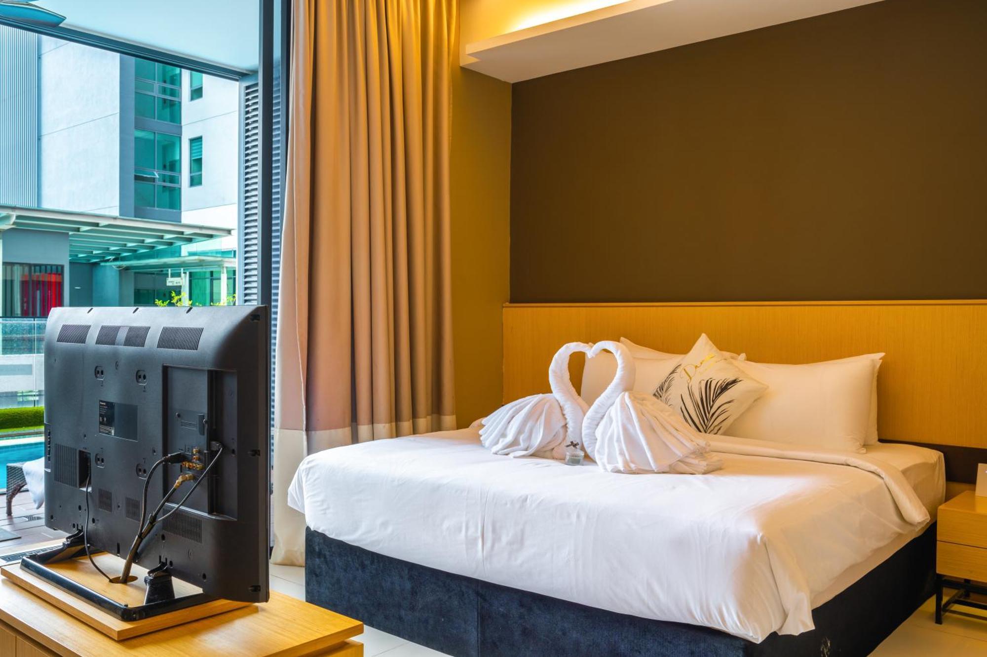Greystone 99 Suites Malacca Exterior photo