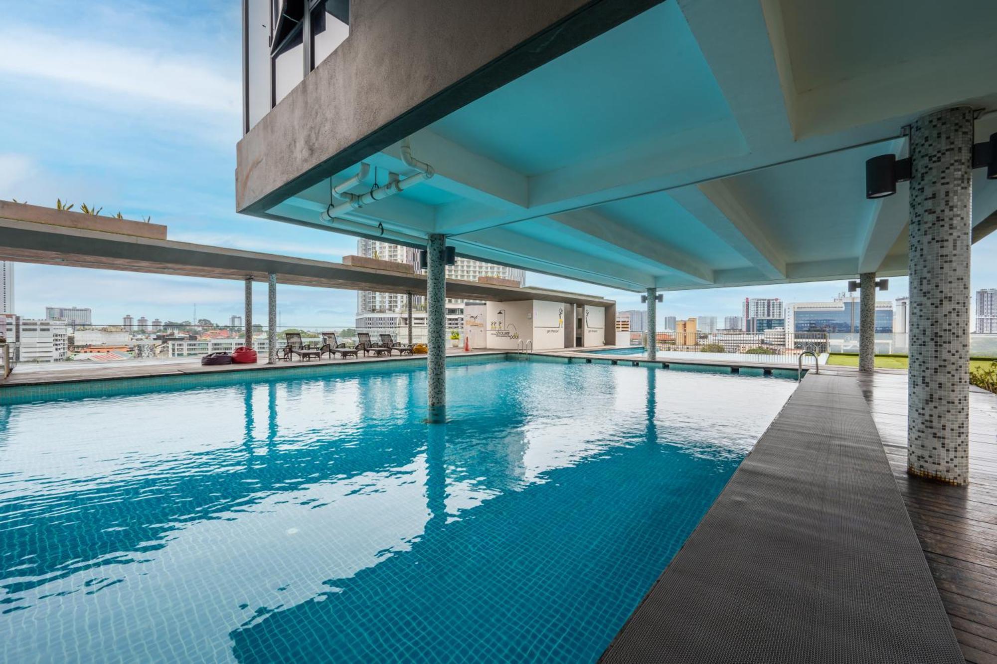 Greystone 99 Suites Malacca Exterior photo